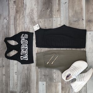 💗  2 GUESS LEGGINGS  💗